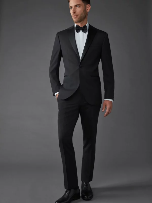 Bond+Tux-40d8afbf-1920w